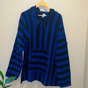 ARTESANIAS Mexican Poncho